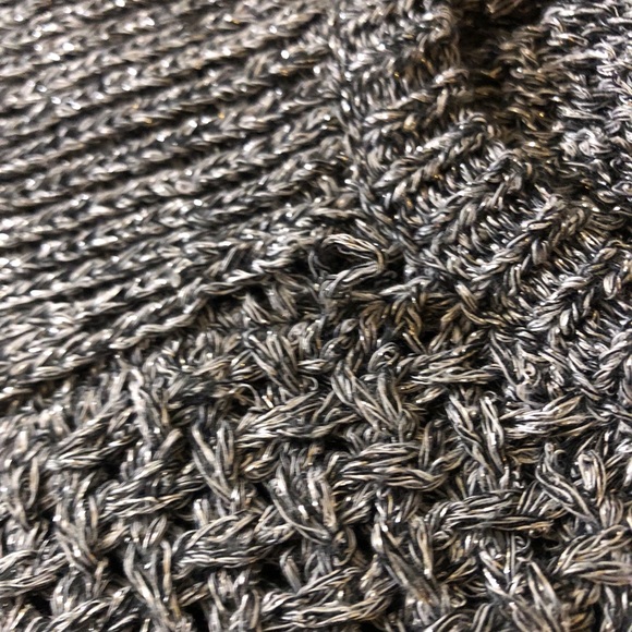Glittery sweater size Medium - Picture 8 of 8